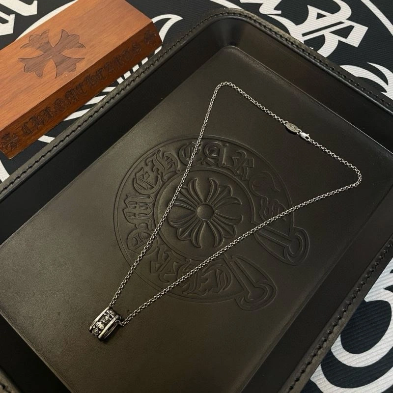 Cozy Chrome Hearts Necklaces 241181