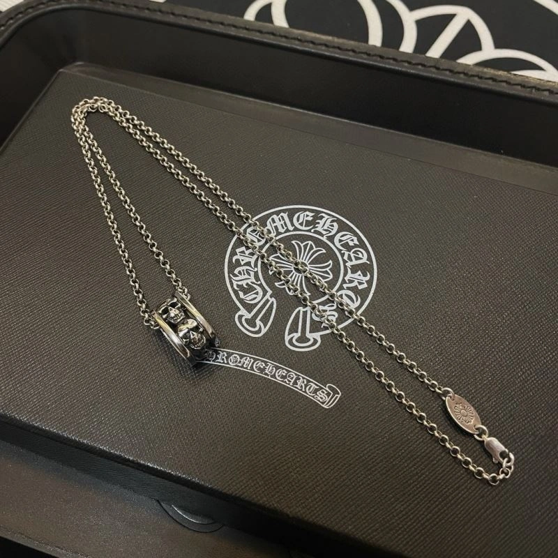 Cozy Chrome Hearts Necklaces 241181