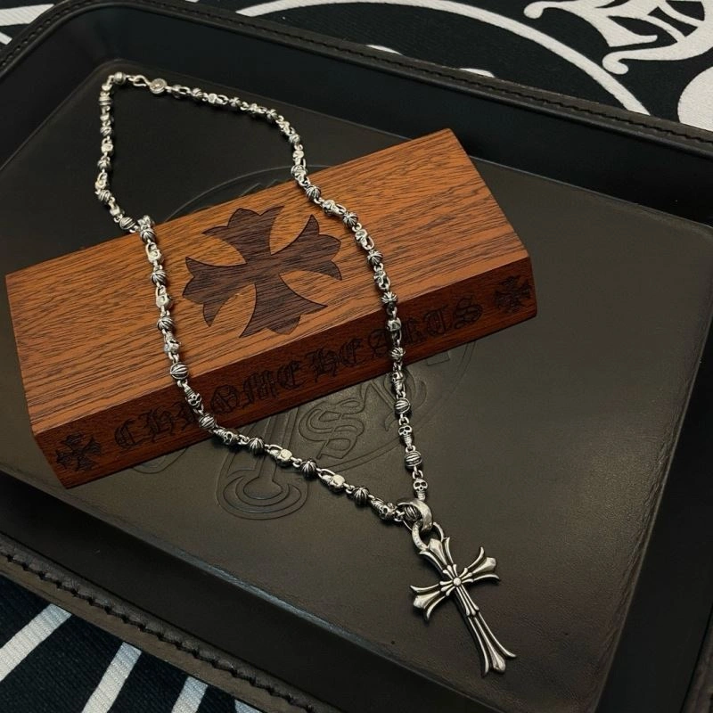 Compact Chrome Hearts Necklaces 241158