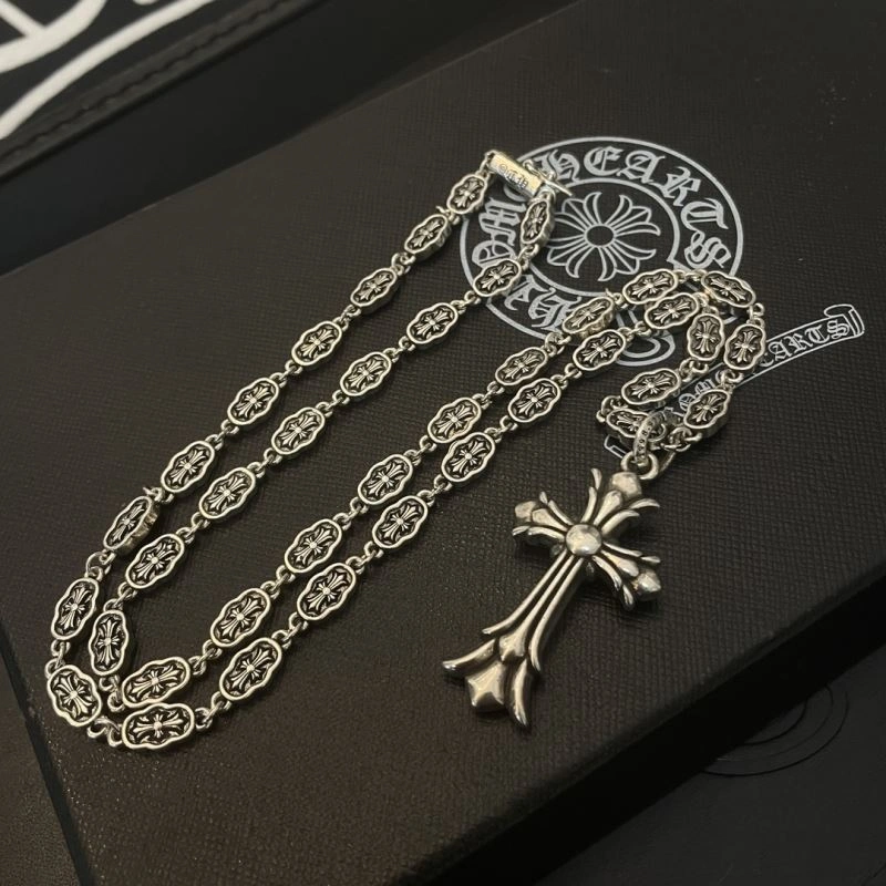 Compact Chrome Hearts Necklaces 241180