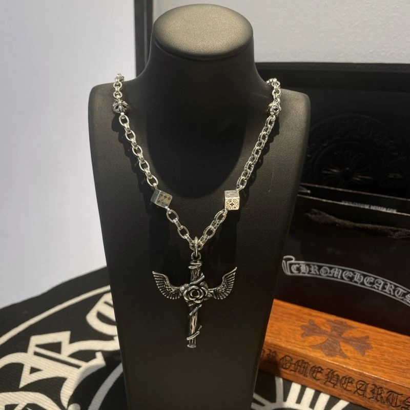 Seasonal Chrome Hearts Necklaces 241165