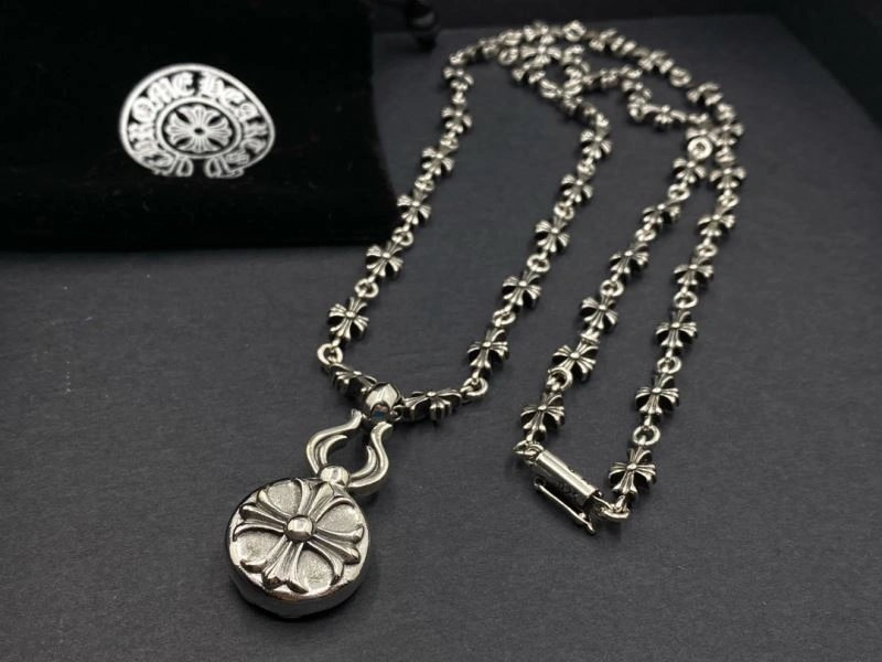 Comfortable Chrome Hearts Necklaces 241157