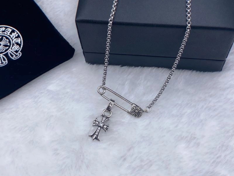 Cozy Chrome Hearts Necklaces 241148