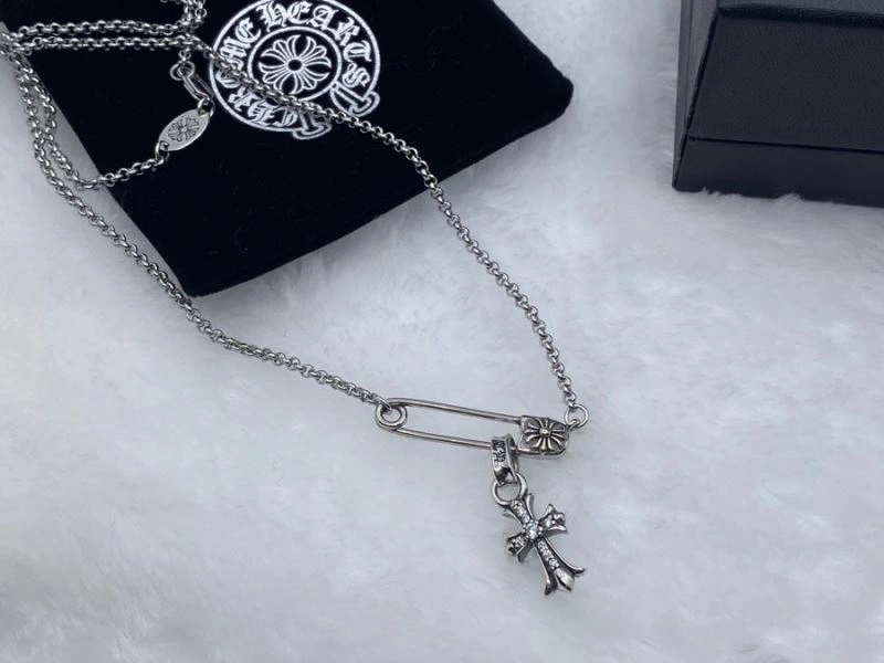 Cozy Chrome Hearts Necklaces 241148