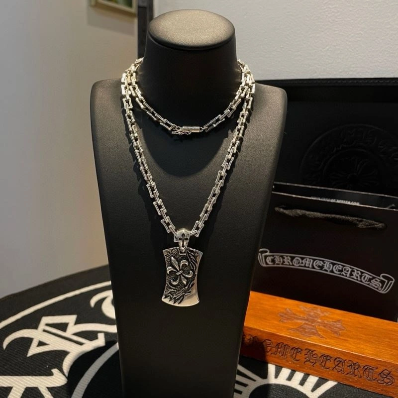 Colorful Chrome Hearts Necklaces 241130