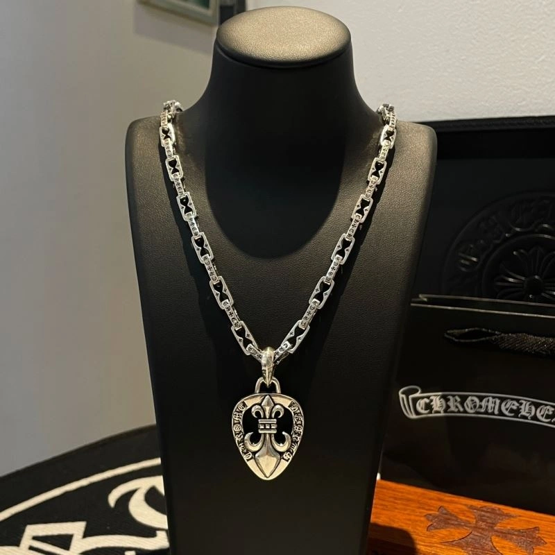 Effortless Chrome Hearts Necklaces 241114