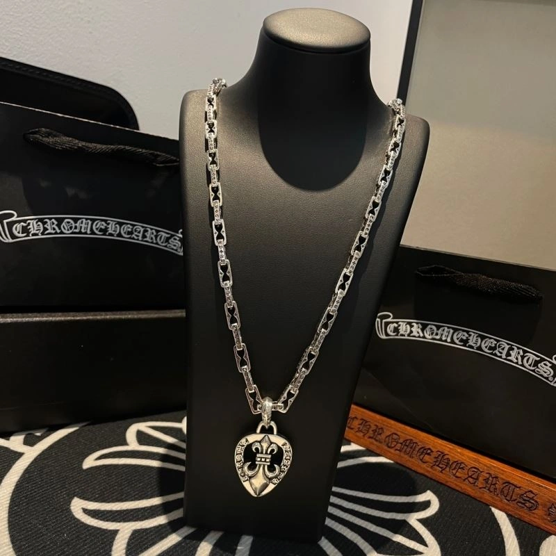 Effortless Chrome Hearts Necklaces 241114