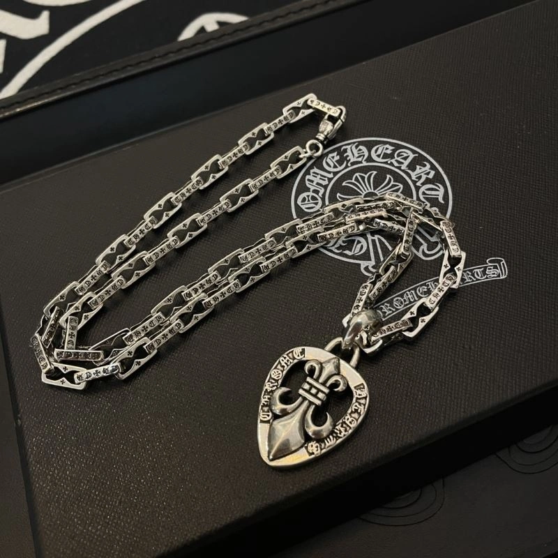 Effortless Chrome Hearts Necklaces 241114