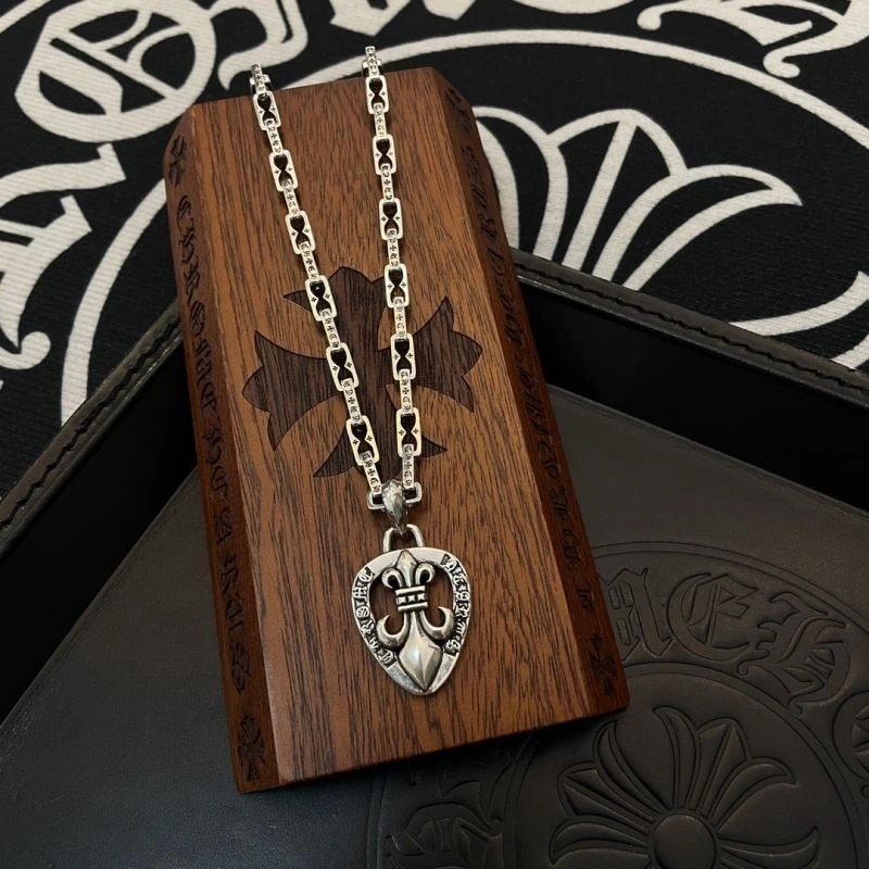 Effortless Chrome Hearts Necklaces 241114