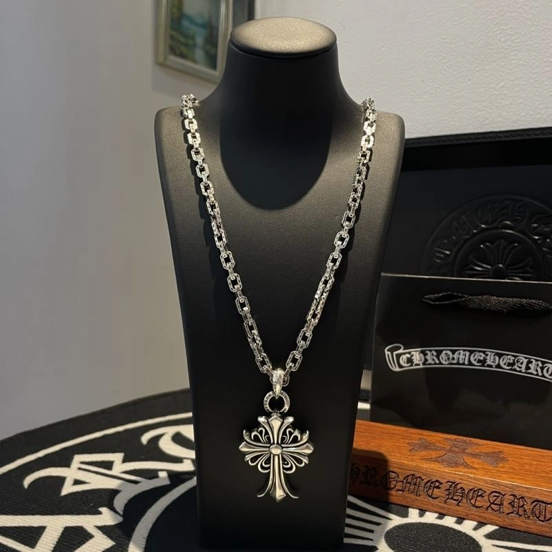 Lightweight Chrome Hearts Necklaces 241133
