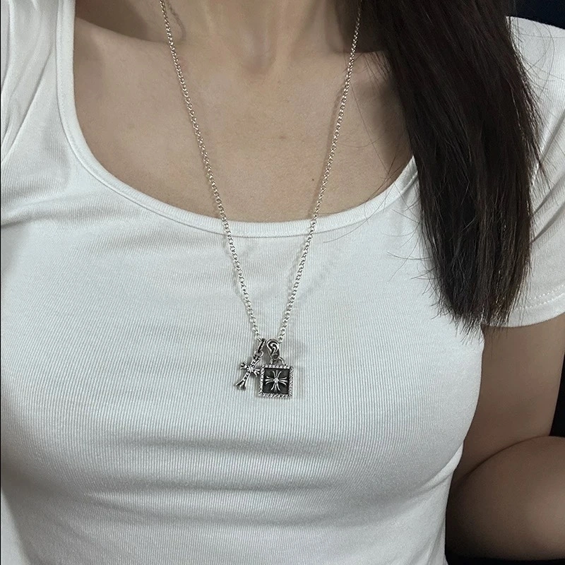 Youthful Chrome Hearts Necklaces 241087