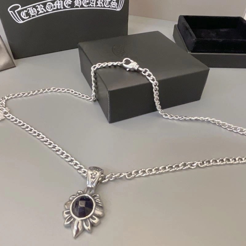 Bold Chrome Hearts Necklaces 241083