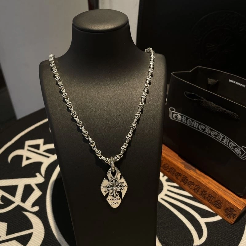 Vibrant Chrome Hearts Necklaces 241066