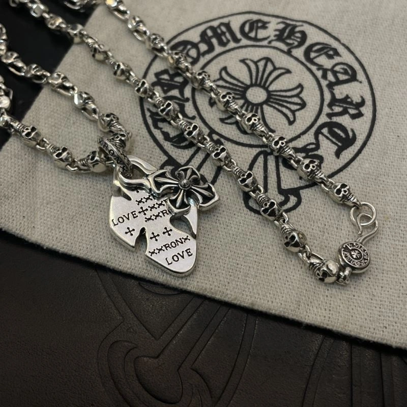 Vibrant Chrome Hearts Necklaces 241066
