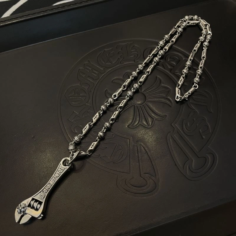 Thermal Chrome Hearts Necklaces 241064