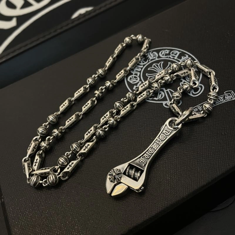Thermal Chrome Hearts Necklaces 241064