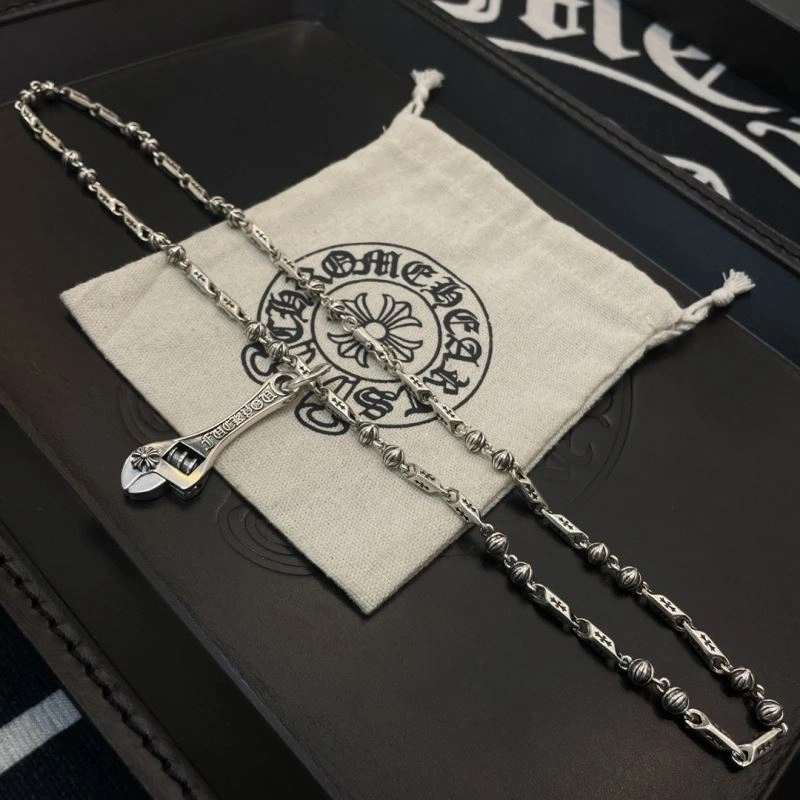 Thermal Chrome Hearts Necklaces 241064