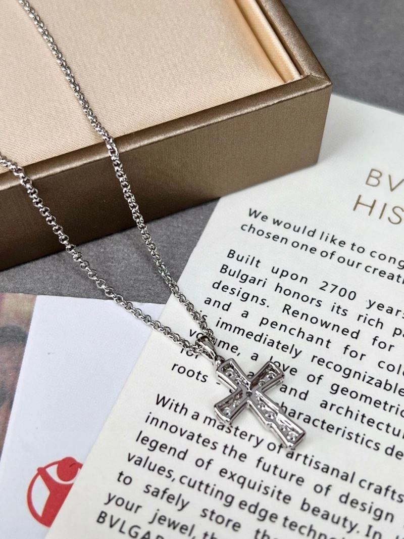 Versatile Chrome Hearts Necklaces 241038