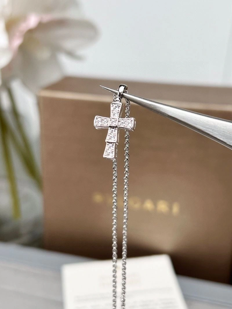 Versatile Chrome Hearts Necklaces 241038