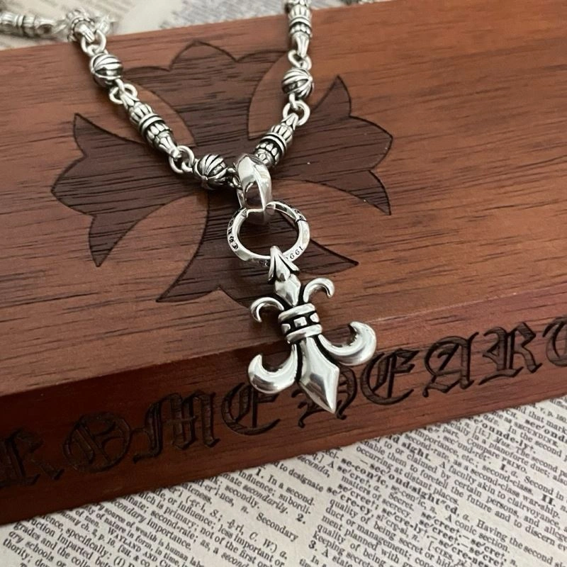 Efficient Chrome Hearts Necklaces 241049