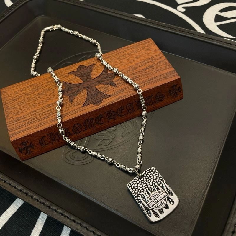 Minimalist Chrome Hearts Necklaces 241058