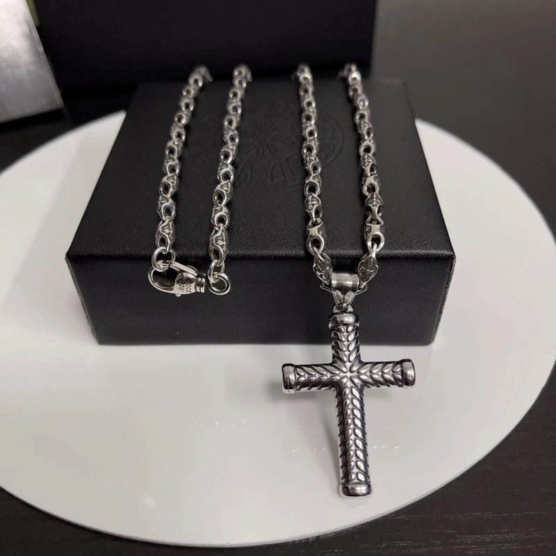 Sleek Chrome Hearts Necklaces 241053