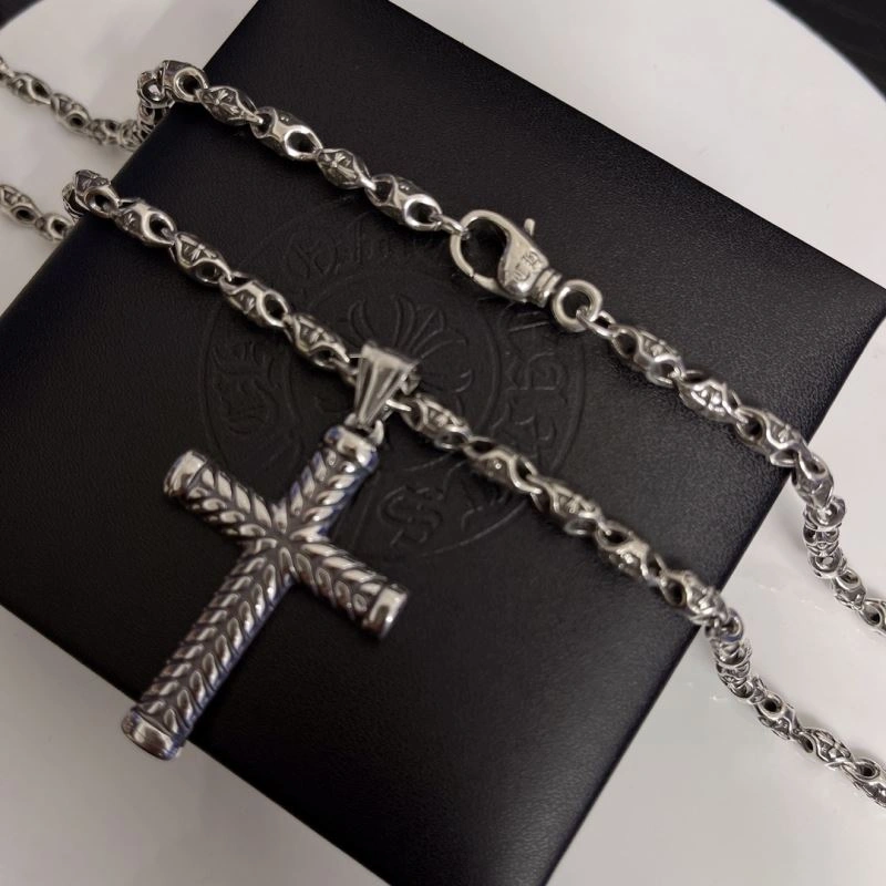 Sleek Chrome Hearts Necklaces 241053