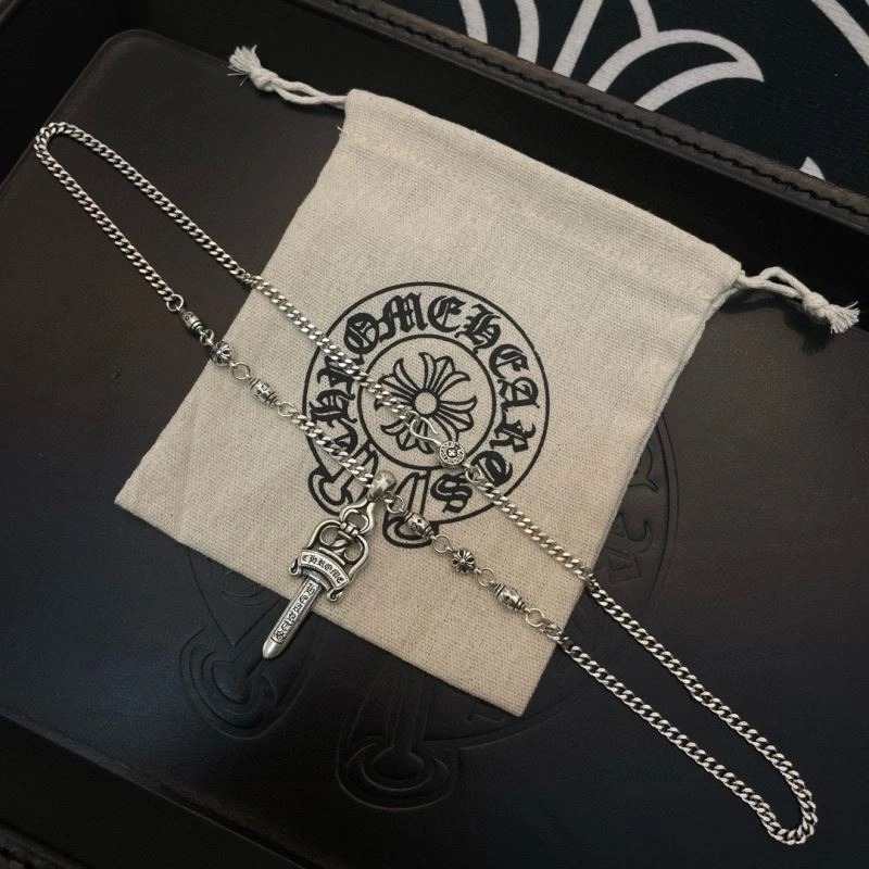 Classic Chrome Hearts Necklaces 241010