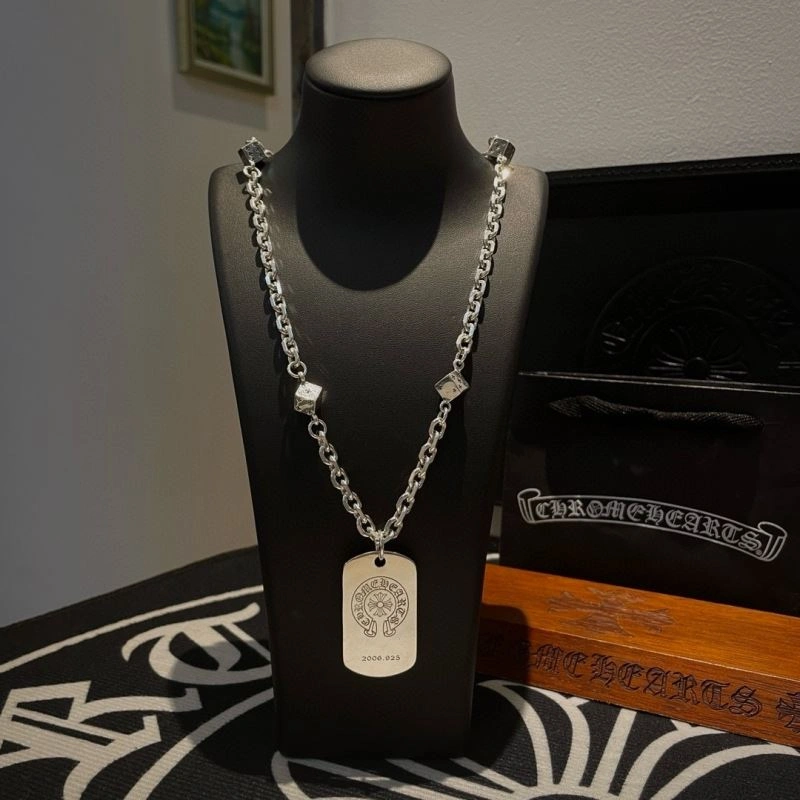 Contemporary Chrome Hearts Necklaces 240984