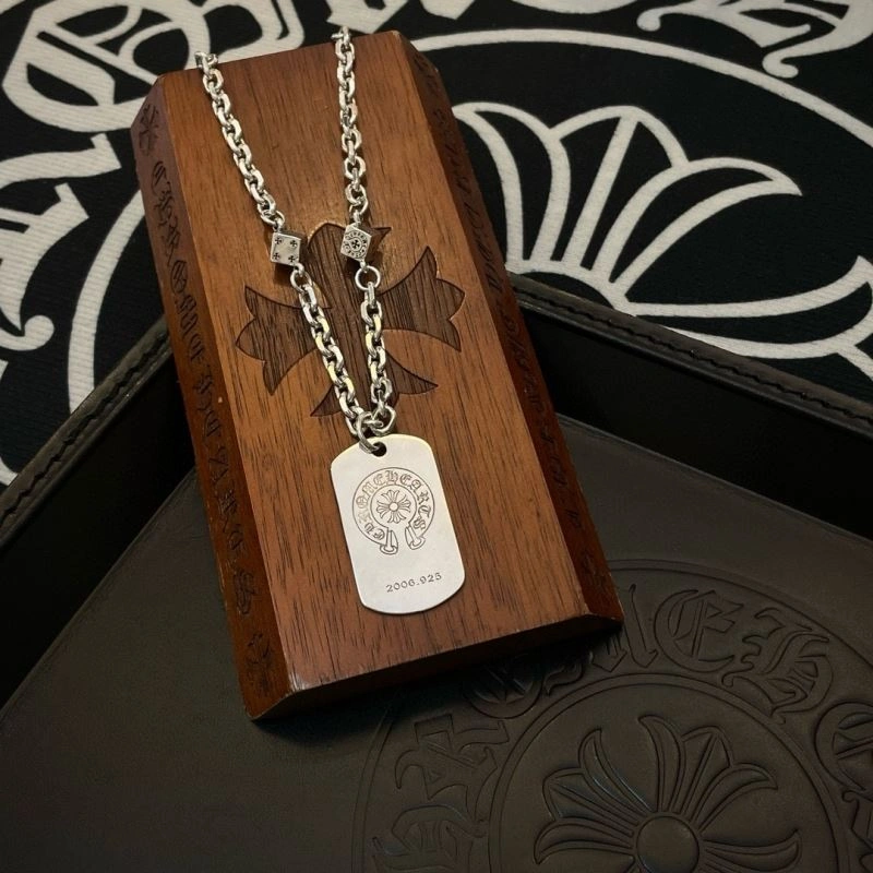 Contemporary Chrome Hearts Necklaces 240984