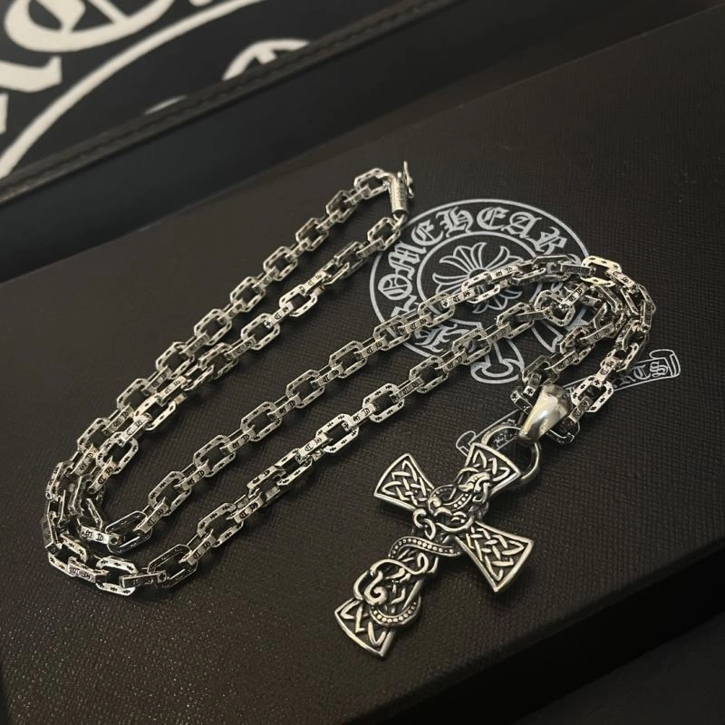 ZipUp Chrome Hearts Necklaces 240689