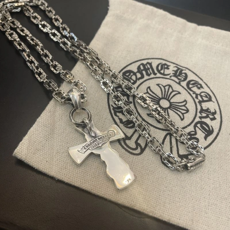 ZipUp Chrome Hearts Necklaces 240689