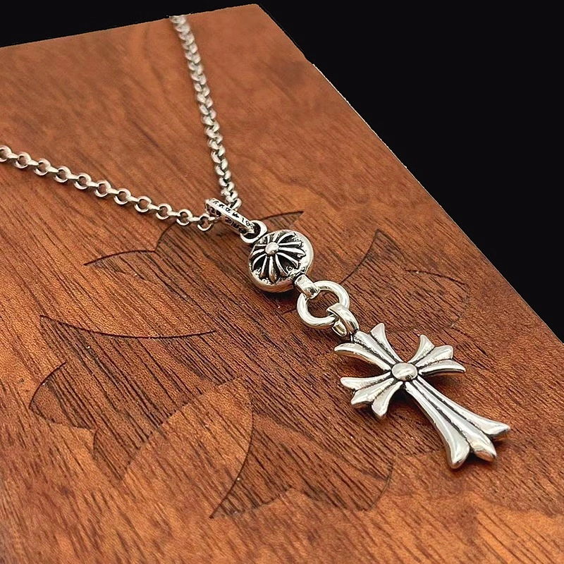 Sophisticated Chrome Hearts Necklaces 240683