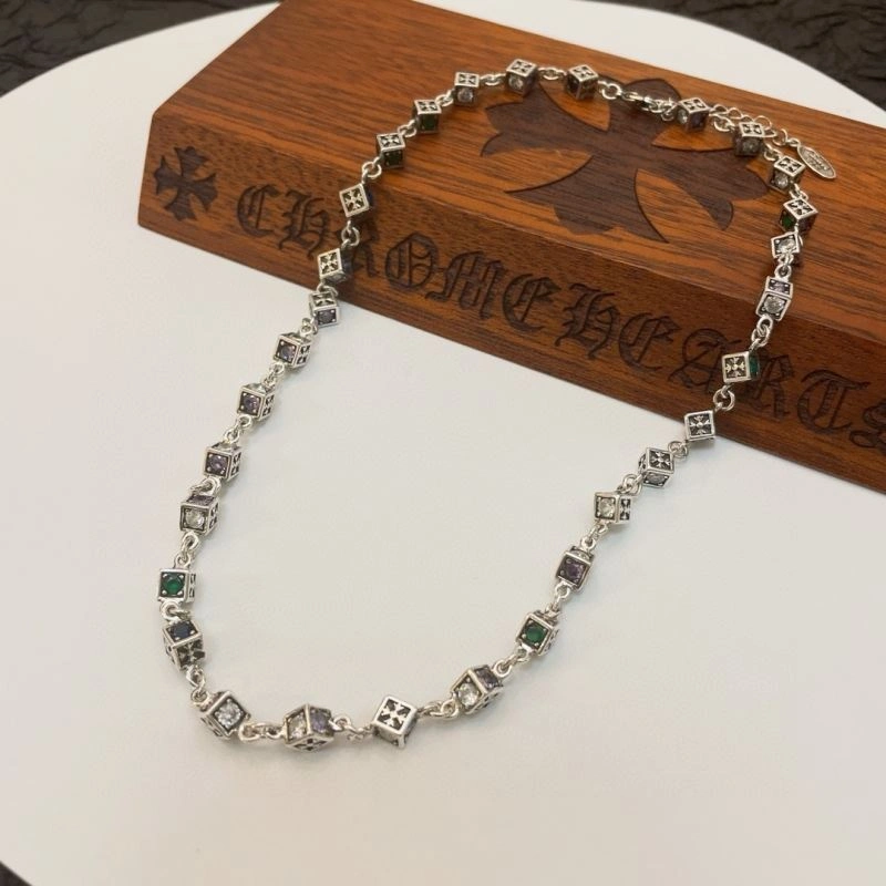 Compact Chrome Hearts Necklaces 240669