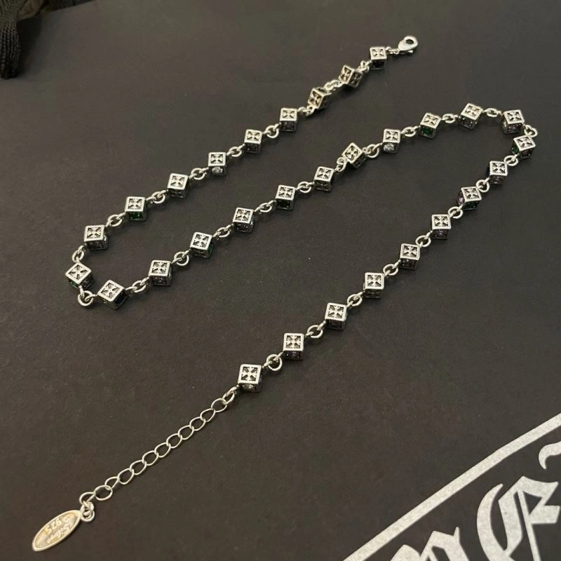 Compact Chrome Hearts Necklaces 240669