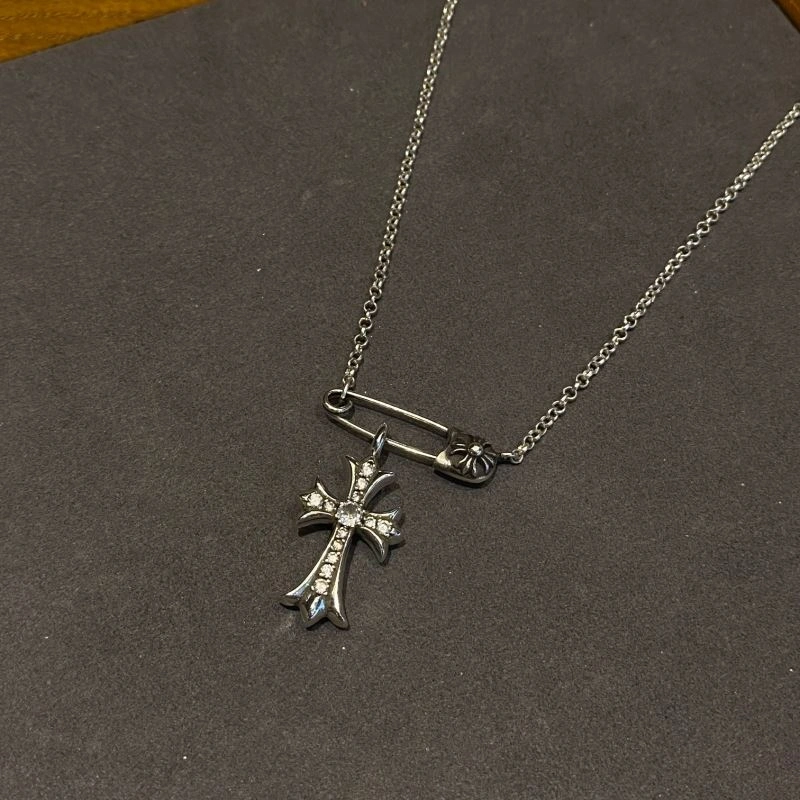Sleek Chrome Hearts Necklaces 240672