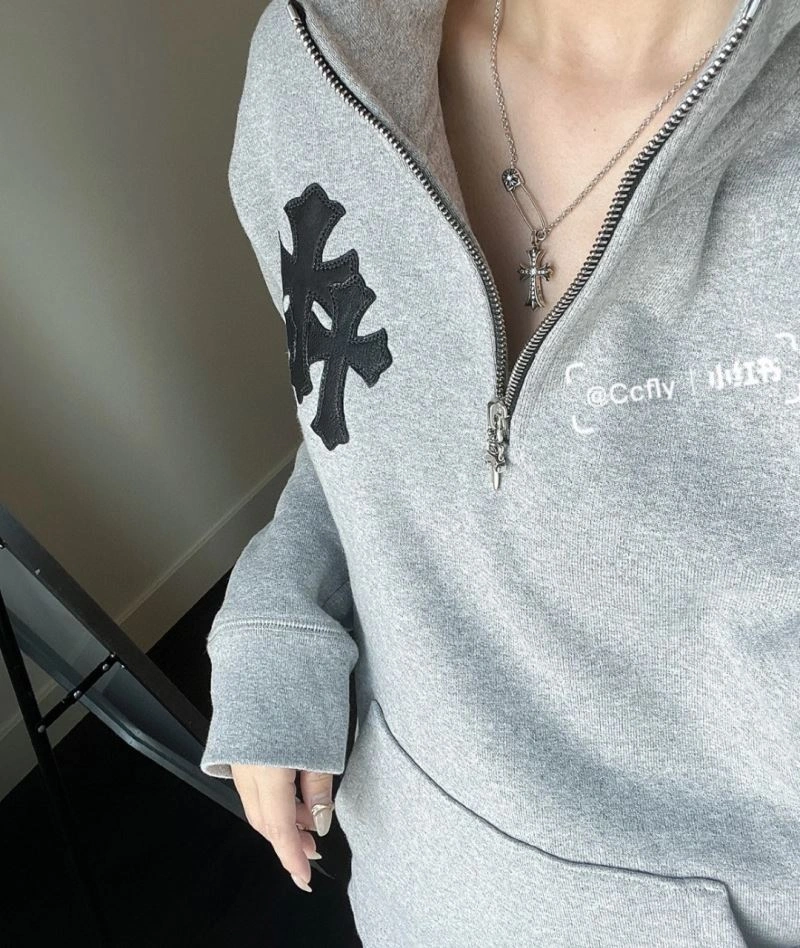Sleek Chrome Hearts Necklaces 240672