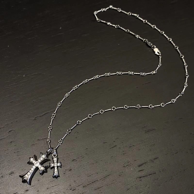 Breathable Chrome Hearts Necklaces 240654
