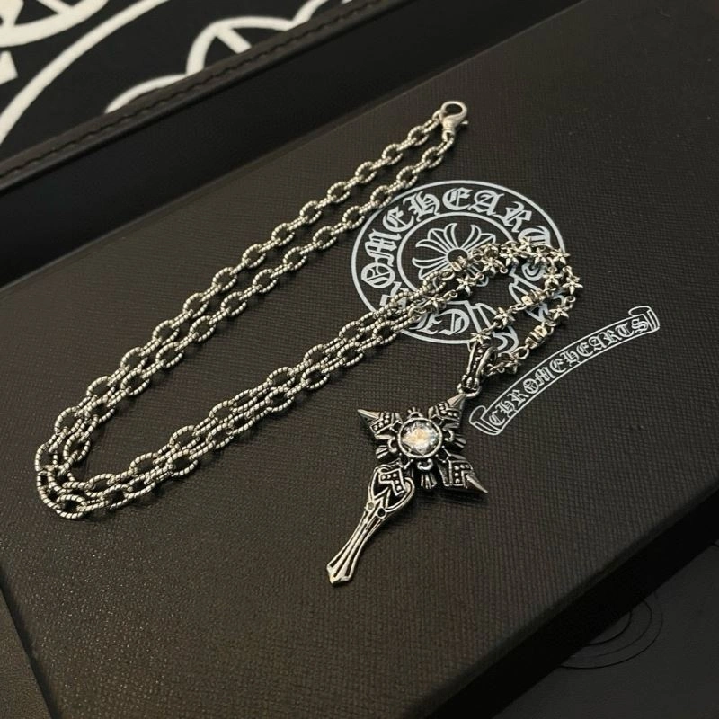 Sophisticated Chrome Hearts Necklaces 240653