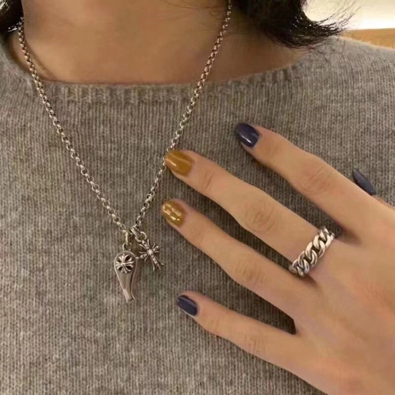 Cozy Chrome Hearts Necklaces 240646