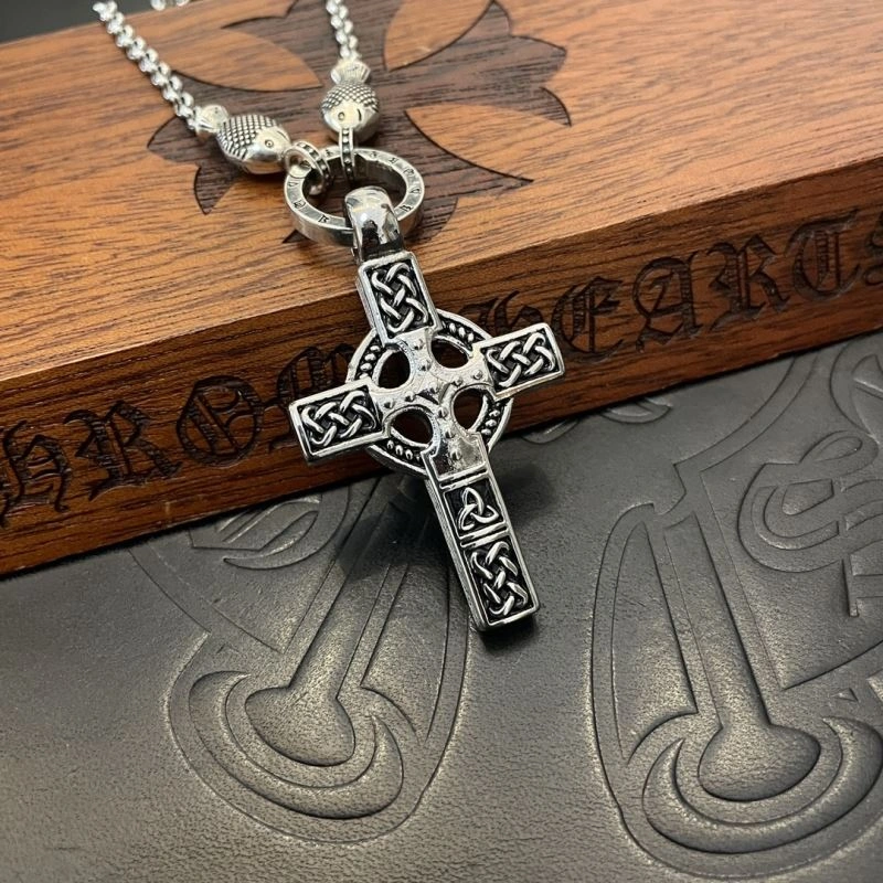 Fashionable Chrome Hearts Necklaces 240570
