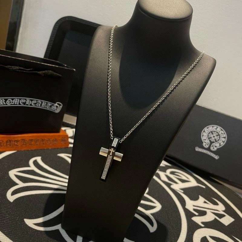 MoistureWicking Chrome Hearts Necklaces 240580
