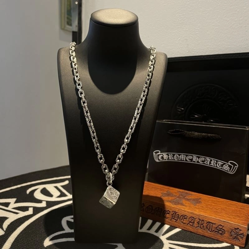 Effortless Chrome Hearts Necklaces 240567
