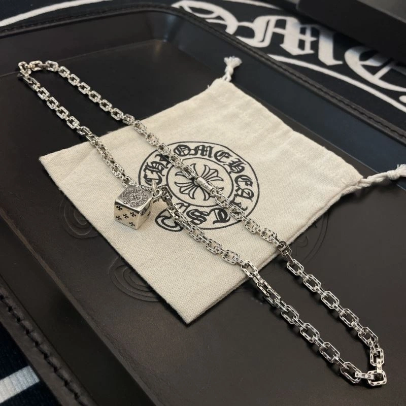 Effortless Chrome Hearts Necklaces 240567