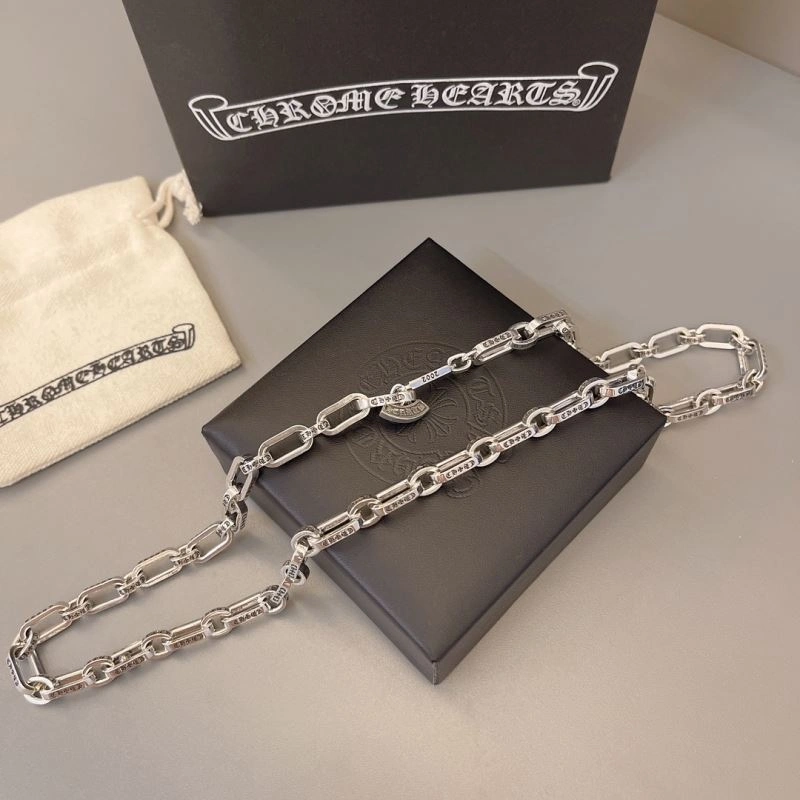 Functional Chrome Hearts Necklaces 240564
