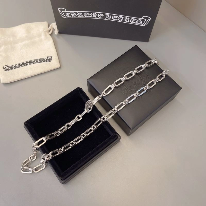 Functional Chrome Hearts Necklaces 240564