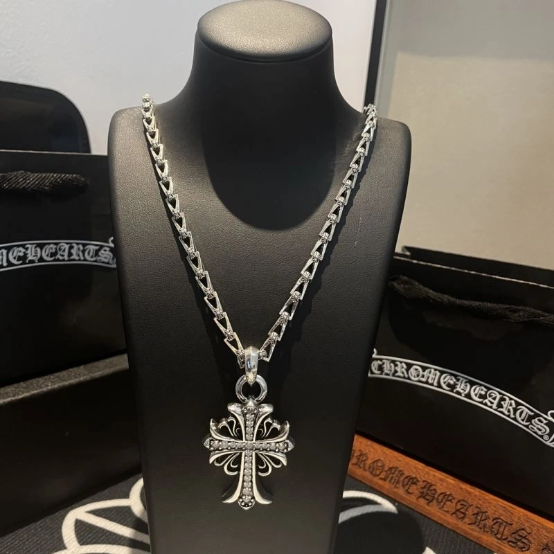 Sophisticated Chrome Hearts Necklaces 240534