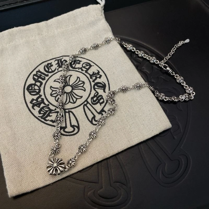 Chic Chrome Hearts Necklaces 240530