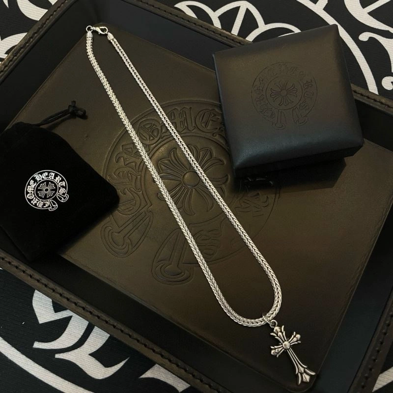 Compact Chrome Hearts Necklaces 240507