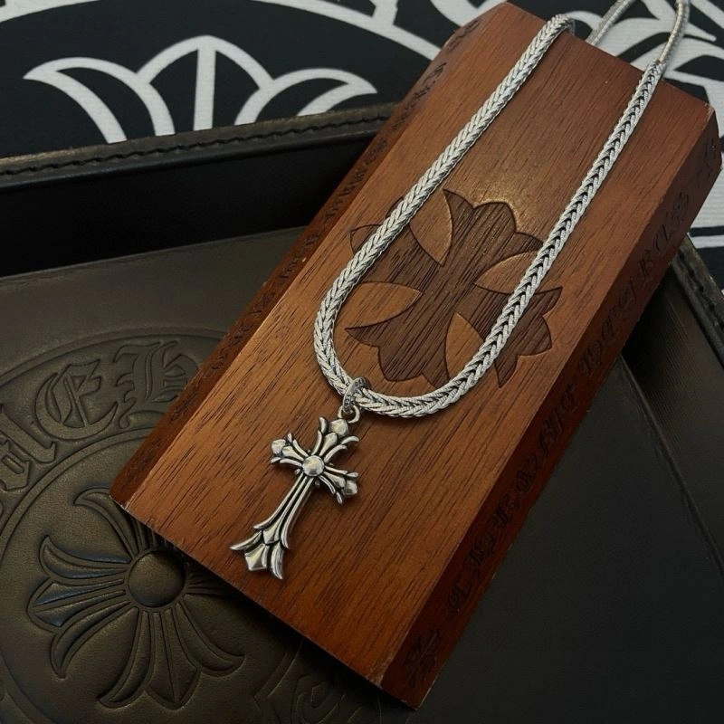 Compact Chrome Hearts Necklaces 240507